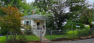 21 Elwood Ave, Manchester, NH 03103