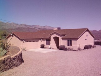 19350 E Verde Place, Black Canyon City, AZ 85324