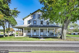 996 Stracks Dam Rd, Lebanon, PA 17046