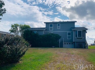 281 Bayview Dr, Stumpy Point, NC 27978