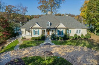 187 York Rd, Irvington, VA 22480