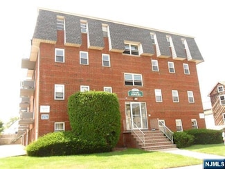 125 Lawrence St Unit 7A, Hackensack, NJ 07601
