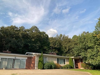 95 Zeigler Rd, Pikeville, KY 41501