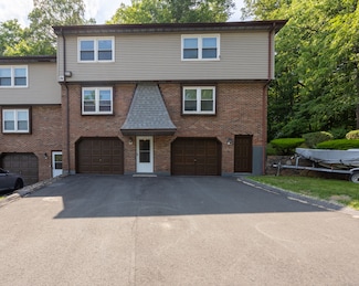 74 Nutmeg Dr Unit C, Meriden, CT 06451