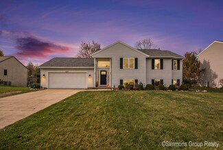 6267 Belmont Farms Dr NE, Belmont, MI 49306