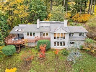 13800 NW Riverview Dr, Portland, OR 97231