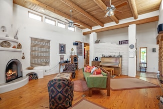 24 Camino Caballos Spur, Lamy, NM 87540