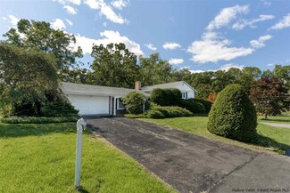 128 Windsor Dr, Hurley, NY 12443