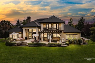 226 E Riversedge Dr, Eagle, ID 83616