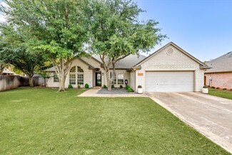 8109 Wendy Ln, Benbrook, TX 76116