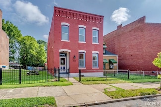 2743 Arsenal St, Saint Louis, MO 63118