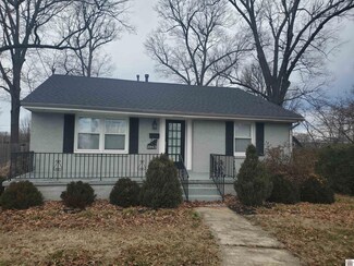 2943 Jefferson St, Paducah, KY 42001