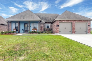 8123 Caden Ln, Iowa, LA 70647