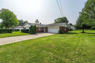 28289 Westlawn Dr, North Olmsted, OH 44070