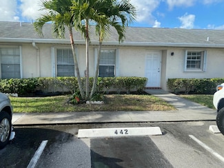 442 Franconia Cir, Lake Worth, FL 33467