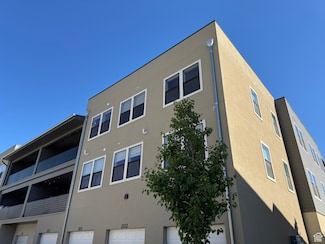 8392 Sky Mirror Ln Unit 302, Sandy, UT 84070