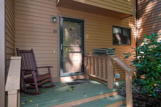 64 Dunvegan Woods, Hampton, NH 03842
