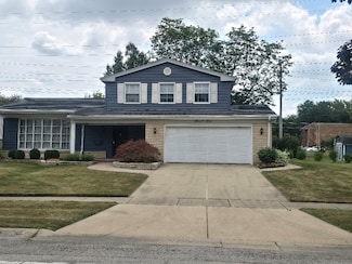 303 E Carpenter Dr, Palatine, IL 60067