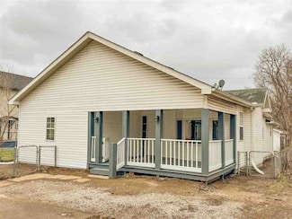 2926 N 15th St, Terre Haute, IN 47804