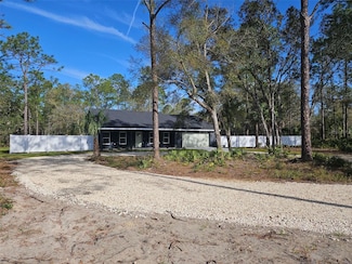 11315 W Riverwood Dr, Crystal River, FL 34428