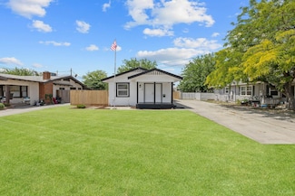 1118 Whitmore St, Hanford, CA 93230
