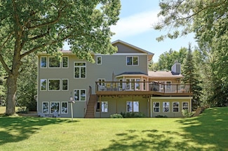27858 Nathan Ln, Lindstrom, MN 55045