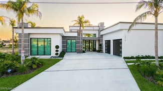 2416 SW 10th Ave, Cape Coral, FL 33914