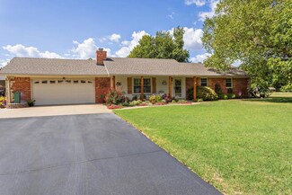12 Limousin Ln, Shawnee, OK 74804