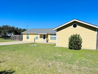 1230 Red Bird St, Rockport, TX 78382