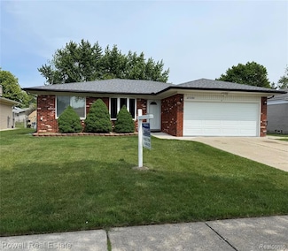 37296 Hacker Dr, Sterling Heights, MI 48310