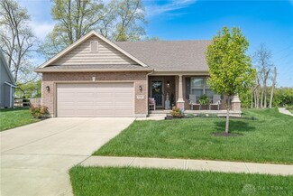 1238 Redbud Cir, Germantown, OH 45327