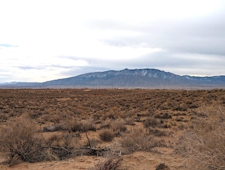 2611 Pendragon (U13 B29 L70) NE, Rio Rancho, NM 87144