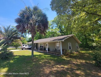 101 Rodney St, Midland City, AL 36350