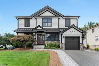 56 Bartell Place, Clark, NJ 07066