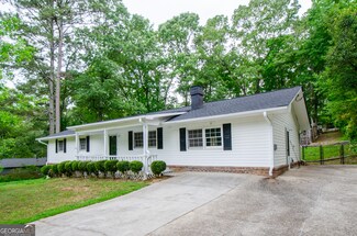 2923 Bicentennial Dr, Stone Mountain, GA 30087