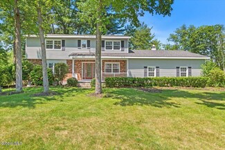 36 Sunset Blvd, Albany, NY 12205