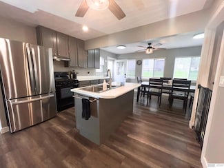 7550 Joseph Ave, La Vista, NE 68128