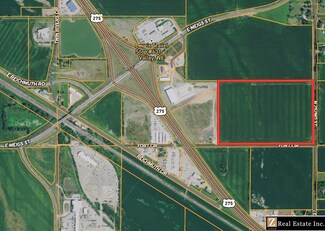 5600 N 252nd St, Leshara, NE 68064