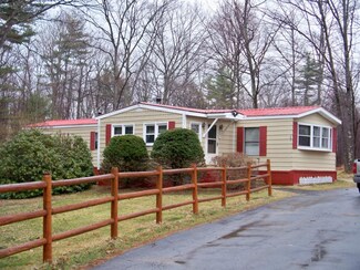 302 Cross Mill Rd, Northfield, NH 03276