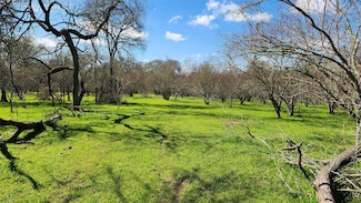 40499 Garrett Rd, Brookshire, TX 77423