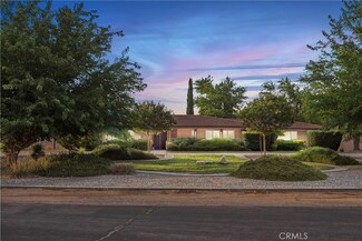 19476 Yanan Rd, Apple Valley, CA 92307