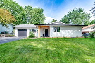 5309 Niven Ln, Hanover Park, IL 60133