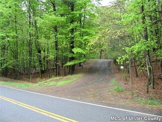 201 Stone Church Rd, Kingston, NY 12401