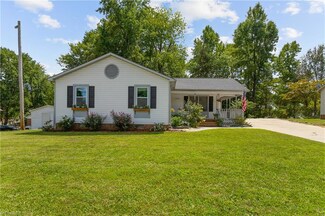 1632 Stoneybrook Dr, High Point, NC 27265