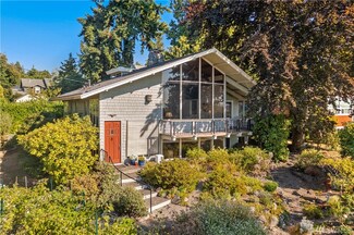 2412 67th Ave SE, Mercer Island, WA 98040