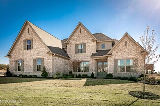 7041 Scarlet Dr, Olive Branch, MS 38654