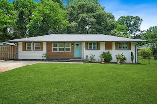 3839 Brookcrest Cir, Decatur, GA 30032
