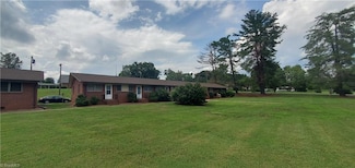 4180 James St, Winston Salem, NC 27106