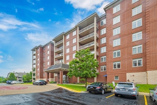 8340 Callie Ave Unit E105, Morton Grove, IL 60053