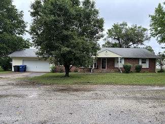 1711 Schmidt Dr, Webb City, MO 64870